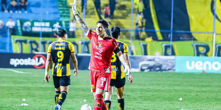 Guarani venció sobre el final a Sportivo Luqueño