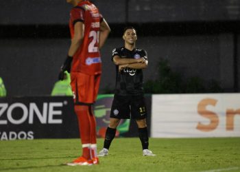 Olimpia cumple al ganar ante Rubio Ñu y aumenta su ventaja en la cima