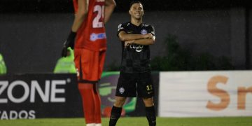 Olimpia cumple al ganar ante Rubio Ñu y aumenta su ventaja en la cima
