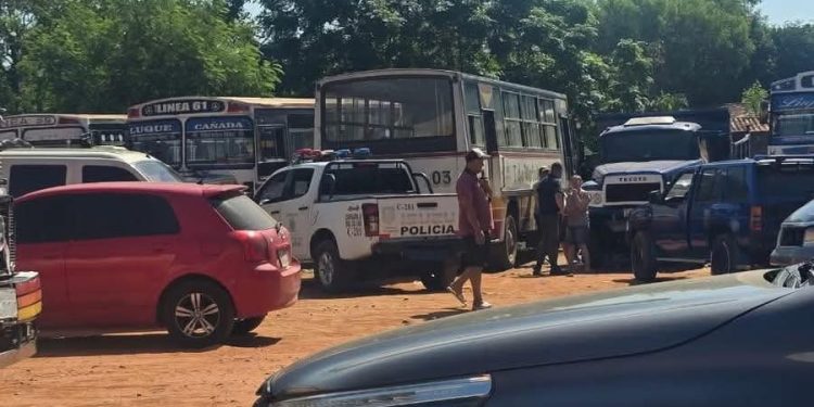 Conductor de bus fallece de manera repentina mientras estaba en servicio en Luque