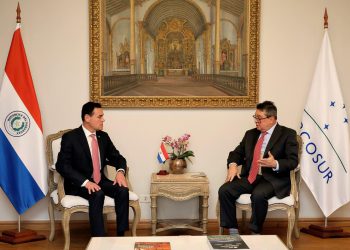 Canciller convocó y llamó al orden al embajador Leite