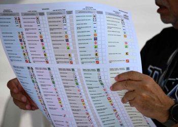 Perú vota para elegir a su noveno presidente en diez años