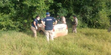 Recuperan vehículo robado tras persecución policial en General Artigas