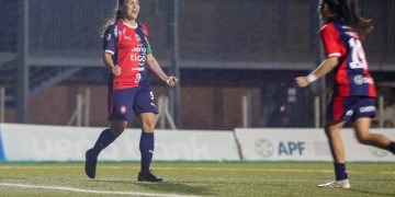 Cerro Porteño goleó a Nacional/Humaitá y sigue al acecho de la cima