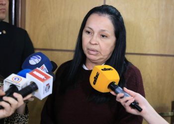 Caso Hernán Rivas: Senadora instó a la ANR a asumir un compromiso moral sobre su «carruaje»