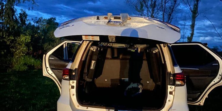 Banda fuertemente armada roba millonaria carga de medicamentos