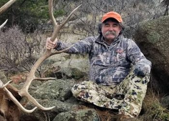 Millonario cazador murió tras ser pisoteado por elefantes en África