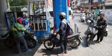 Crisis energética en Asia: obligan a usar bicicletas, menos aire acondicionado y ascensor