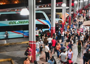 Gran afluencia en la EBA: más de 153 mil viajeros registrados