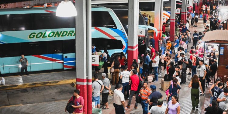 Gran afluencia en la EBA: más de 153 mil viajeros registrados