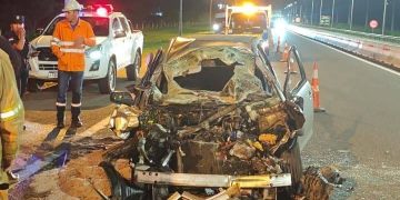 Subcomisario pierde la vida en violento choque contra la parte trasera de un camión