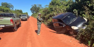 Abandonan más de 500 kilos de marihuana dentro de un vehículo tras persecución