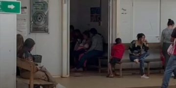 Fatal incidente: un bebé pierde la vida tras ser atacado por un gallo