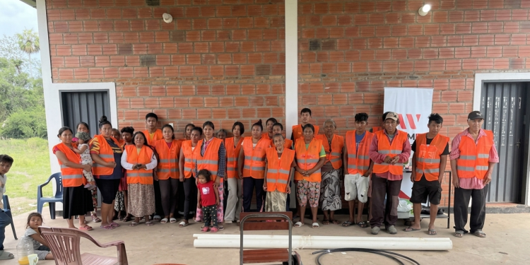 Ruta PY05: capacitación en plomería abre nuevas oportunidades para pobladores de Sawhoyamaxa