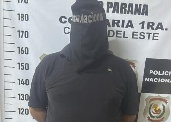 Joven logra pedir ayuda y es rescatada de un departamento en CDE