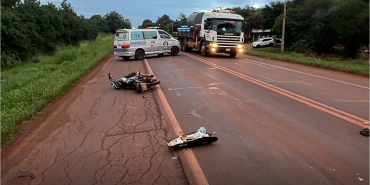 Policía acude a siniestro vial y descubre que la víctima es su hermano