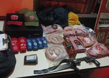 Capturan a hombre y recuperan mercadería tras asalto a minimarkets