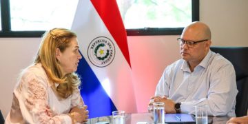 Ejecutivo alista plan de pagos para garantizar provisión de medicamentos