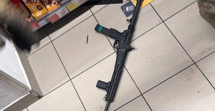 Policía abatió a hombre que mató al menos a 6 personas en supermercado en Kiev