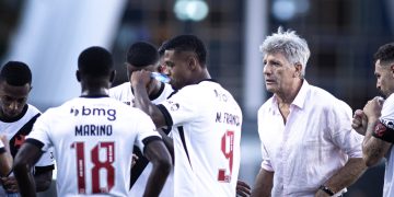 Vasco Da Gama viaja sin su DT ni el equipo titular a Argentina para enfrentar a Barracas Central por la Sudamericana 2026