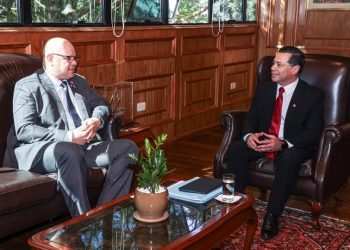 Coordinan inversiones clave para fortalecer el sistema eléctrico nacional