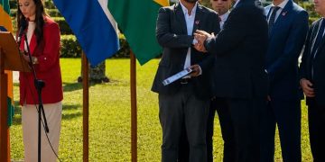 Actor paraguayo recibió reconocimiento en Brasil por su proyección internacional