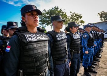 Modernización policial: Nuevos chalecos y cámaras forenses para enfrentar al crimen organizado