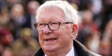 Sir Alex Ferguson es hospitalizado tras sentirse indispuesto en Old Trafford