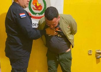 Persecución y tiroteo terminan con captura de alias «La Vaca» y la muerte de una mujer