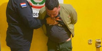 Persecución y tiroteo terminan con captura de alias «La Vaca» y la muerte de una mujer
