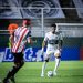 Olimpia logra un triunfo clave en su visita a Barracas Central