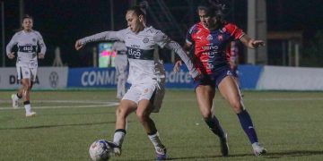 Superclásico femenino a puertas cerradas, empatado sin goles y con polémicas