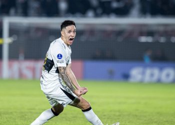 Olimpia liquida en cinco minutos al Audax y asegura su clasificación a octavos de final de la Sudamericana