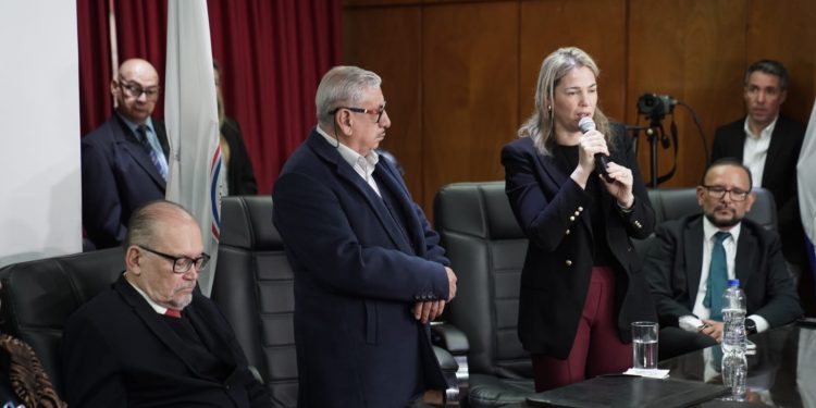 IPS admite dificultades presupuestarias para compra de medicamentos y busca apoyo técnico