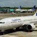 Escándalo sexual en pleno vuelo: detuvieron a una pareja por «exhibiciones obscenas»