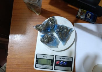 Fernando de la Mora: Caen 2 jóvenes con supuesta marihuana y clonazepam cerca de un colegio