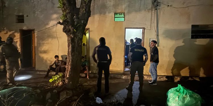 Detienen a presunto proveedor de drogas que operaba en entorno de Estación de Buses de Asunción
