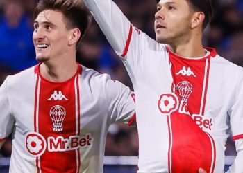 Con doblete de Óscar Romero, Huracán eliminó a Boca del torneo argentino