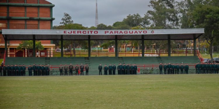 Soldado falleció por politraumatismo debido a la compresión de camión militar y no por una caída