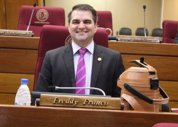 Freddy Franco defiende el «Día del Vori Vori» y acusa de «tova mokôi» a Dionisio Amarilla