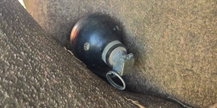 Hallan presunta granada de mano en pleno centro de Horqueta