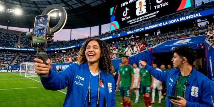 FIFA ficha a 30 influencers de TikTok para el Mundial