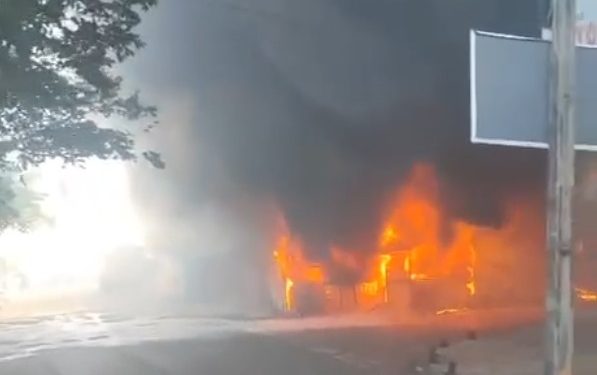 Incendio de gran magnitud afecta al mercado municipal de Itauguá