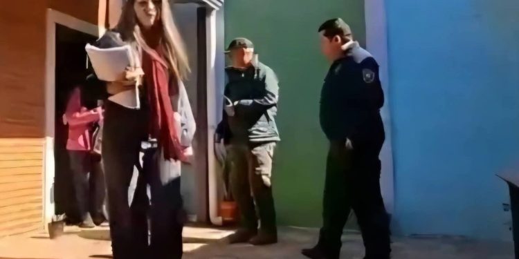 Cae administradora de hogar de ancianos tras intentar cobrar dinero de un abuelito fallecido