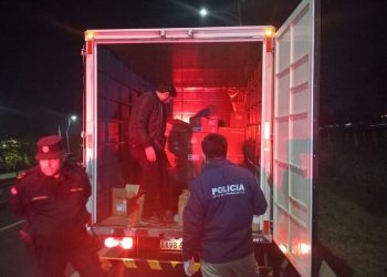 Investigan posible “autogolpe” tras asalto a camión transportador sobre autopista Ñu Guasu