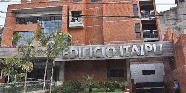 ITAIPU niega doble remuneración de miembros de su Consejo de Administración
