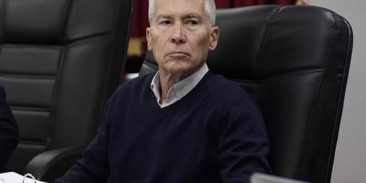 Consejero del IPS defiende pedido de permiso con goce de sueldo para tareas partidarias