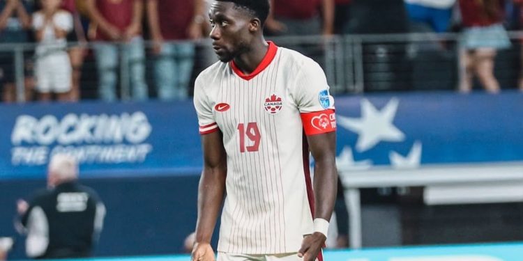 La estrella canadiense Alphonso Davies se lesiona el tendón de la corva a un mes del Mundial