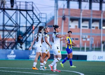 Guarani vence por goleada al Sportivo Luqueño
