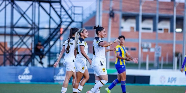 Guarani vence por goleada al Sportivo Luqueño